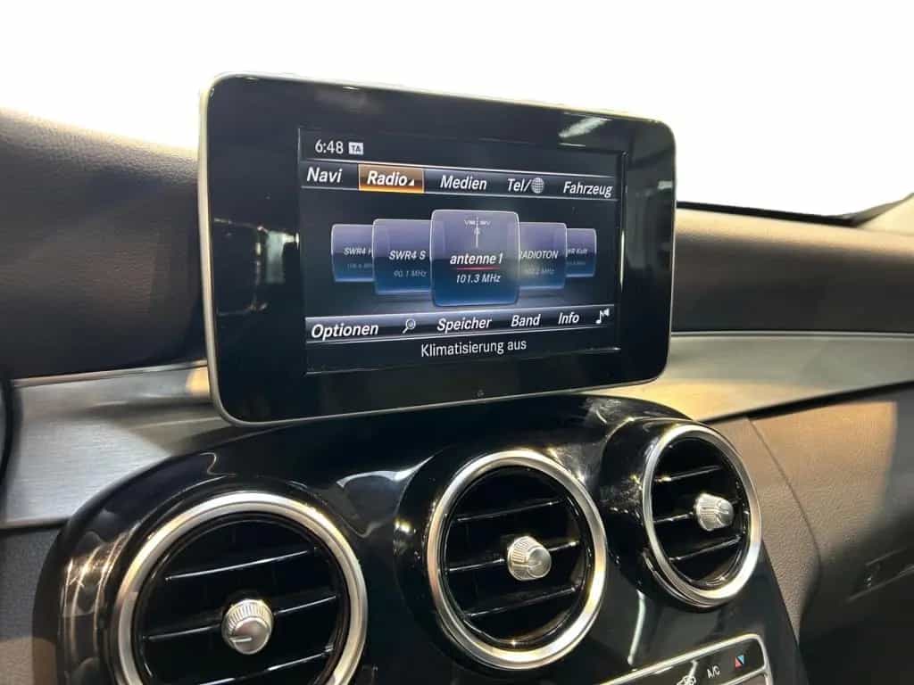 Mercedes-Benz C-Class 180 T Exclusive Avantgarde+Exclusive+Pano+SHD 04/2017-photo-11