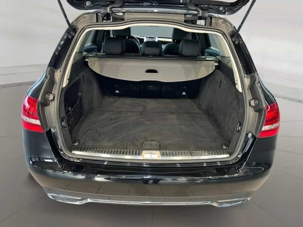 Mercedes-Benz C-Class 180 T Exclusive Avantgarde+Exclusive+Pano+SHD 04/2017-photo-12