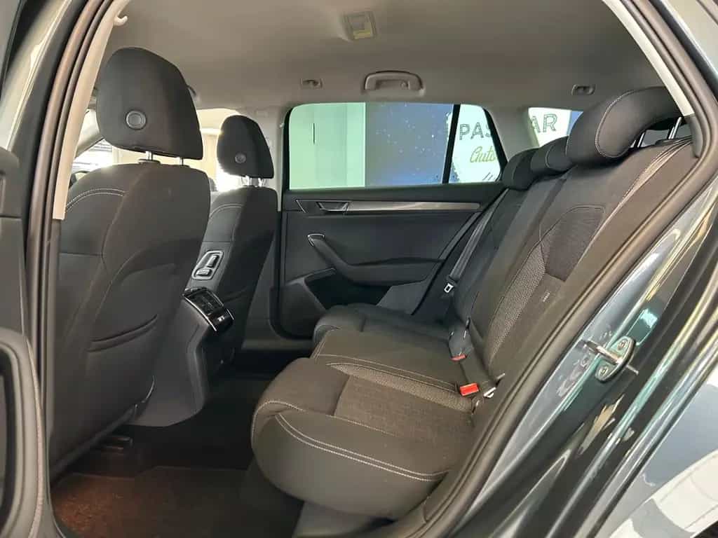 Skoda Superb Combi Style- DSG - Kamera 09/2019-photo-15