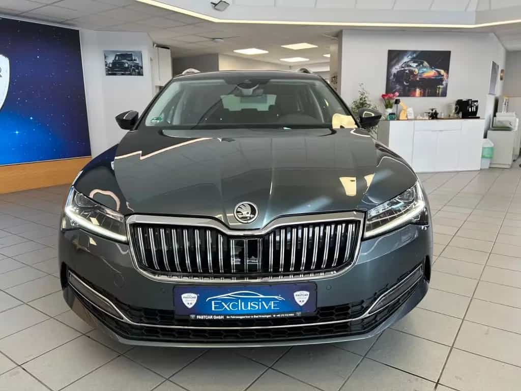 Skoda Superb Combi Style- DSG - Kamera 09/2019-photo-8