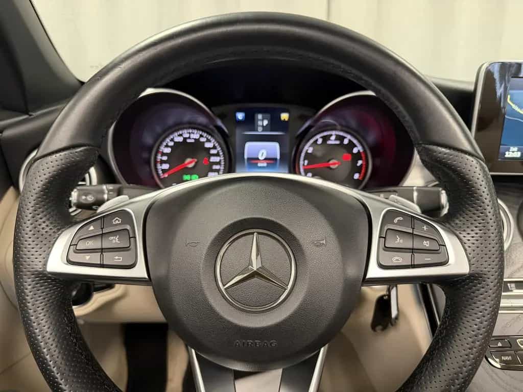 Mercedes-Benz C-Class 180 Cabrio AMG Line Airscarf ILS-LED Distr.+ 11/2016-photo-15