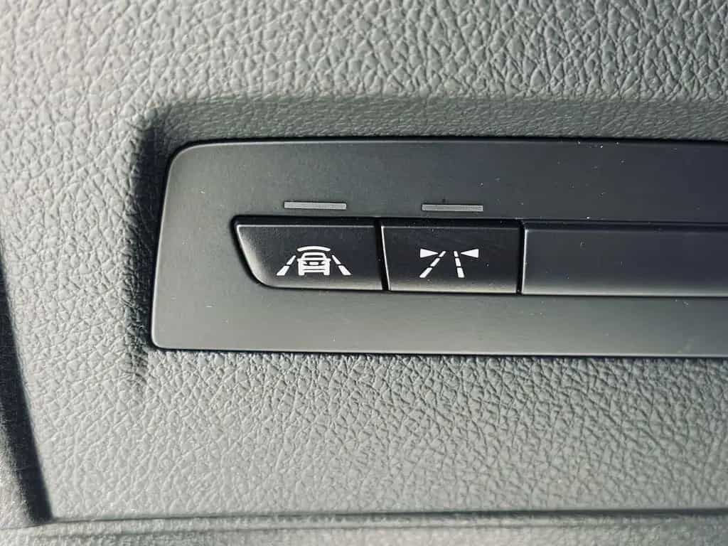 BMW 1 Series 118 i Advantage LED|SHZ|PDC|SPUR| 04/2019-photo-16