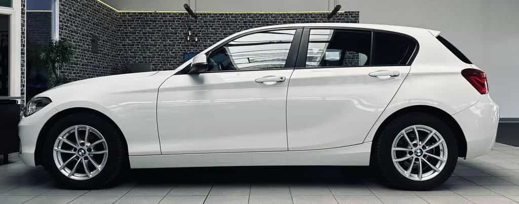 BMW 1 Series 118 i Advantage LED|SHZ|PDC|SPUR| 04/2019-photo-7