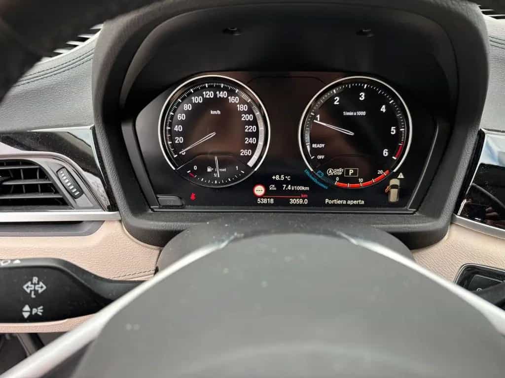 BMW X1 Bmw X1 sDrive18d xLine Plus 10/2021-photo-2