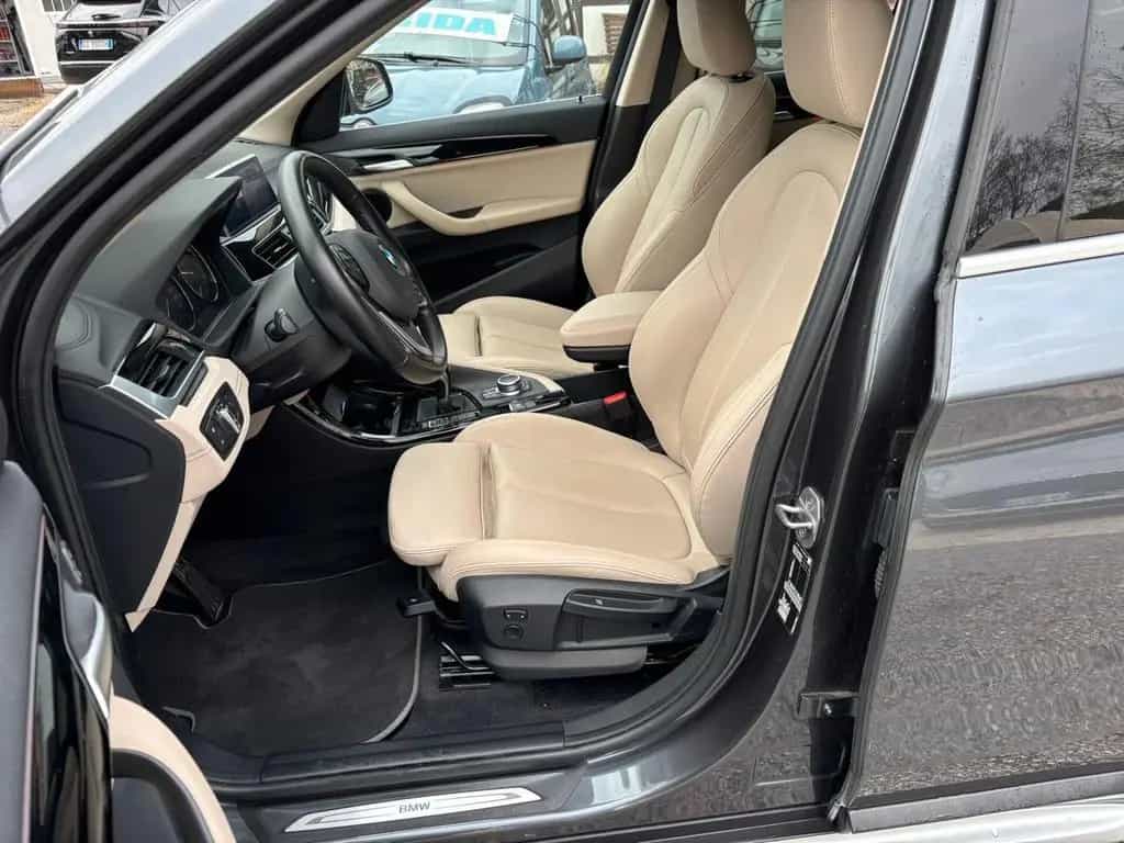 BMW X1 Bmw X1 sDrive18d xLine Plus 10/2021-photo-8
