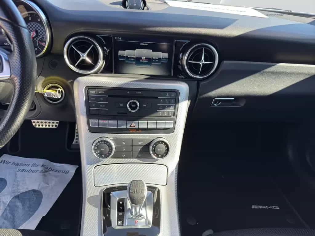 Mercedes-Benz SLC 200 Roadster Automatik AMG Line 04/2017-photo-17