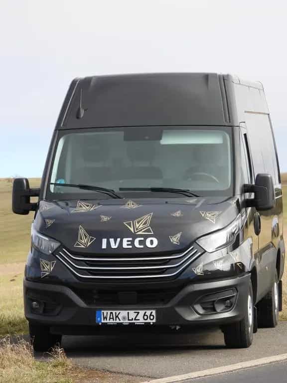 Iveco Daily 35S18 3,0L Diesel H2L3 09/2022-photo-1