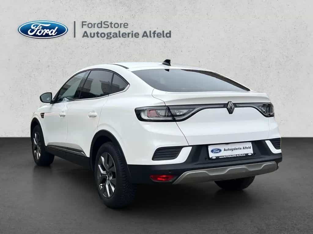 Renault Arkana TCe Mild Hybrid 140 EDC Techno 10/2024-photo-2