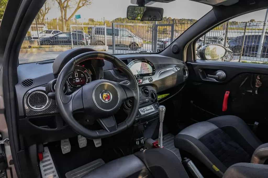 Abarth 695 Biposto 08/2018-photo-23