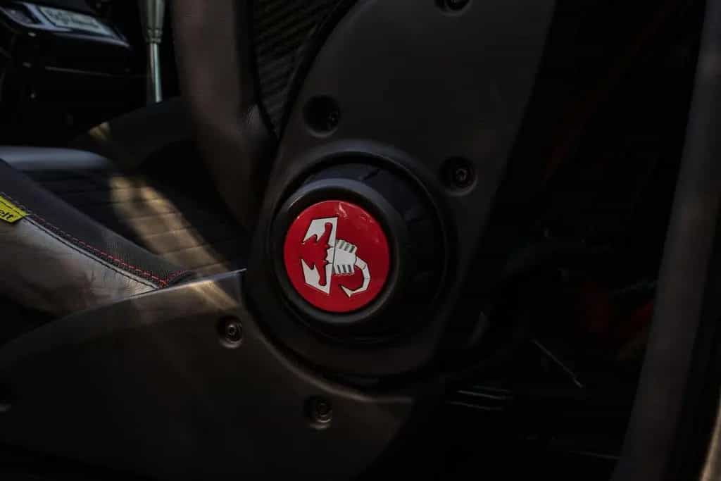 Abarth 695 Biposto 08/2018-photo-24