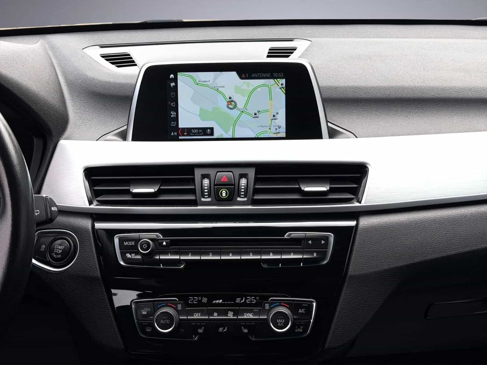 BMW X1 sDrive 20 i Sport Line/ unfallfrei/ AHK 12/2018-photo-15