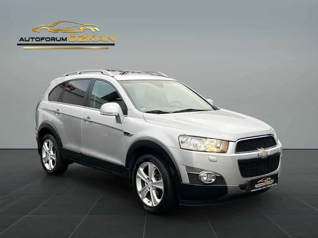 Chevrolet Captiva 2.2 D 7-Sitze Kamera AHK Leder Tempomat 04/2012-photo-2
