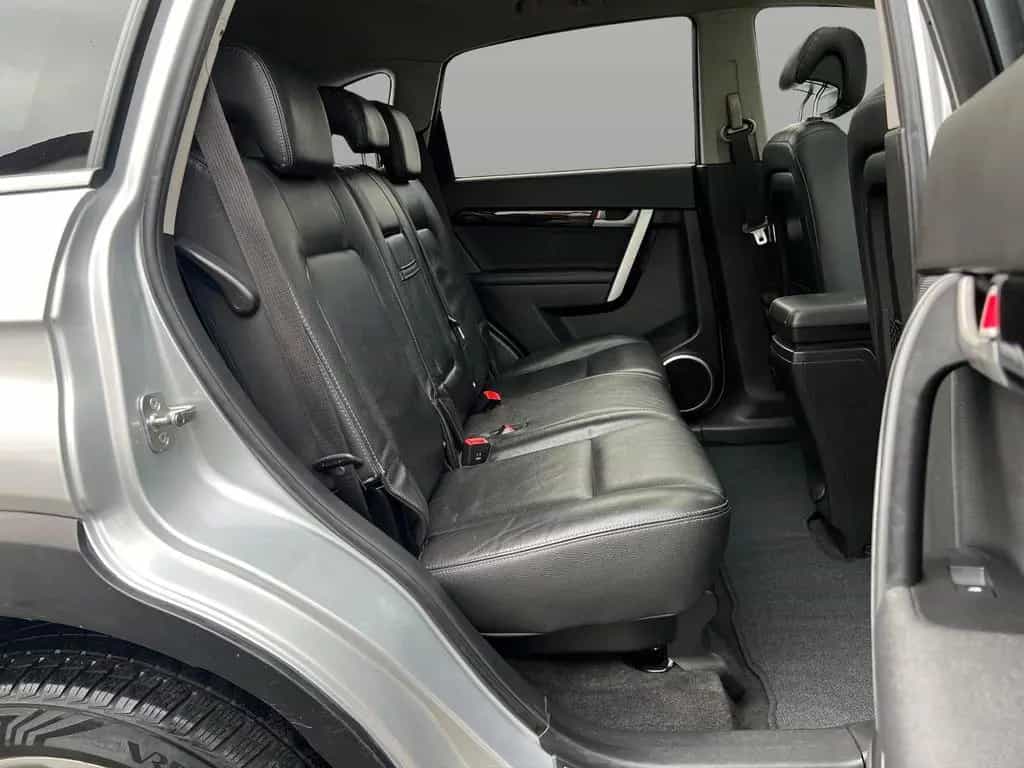 Chevrolet Captiva 2.2 D 7-Sitze Kamera AHK Leder Tempomat 04/2012-photo-20