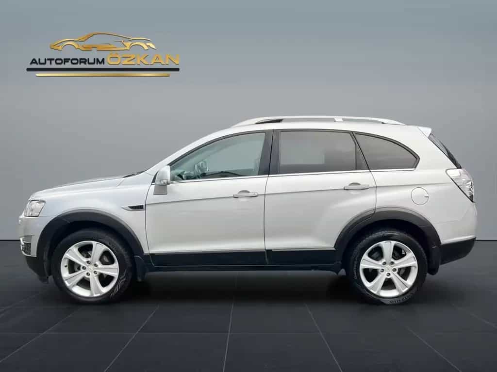 Chevrolet Captiva 2.2 D 7-Sitze Kamera AHK Leder Tempomat 04/2012-photo-7