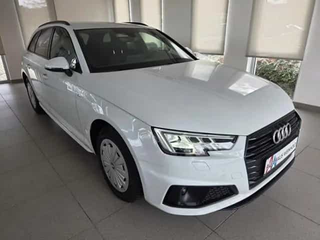 Audi A4 Avant S-Line¹ 2.0 TDI S-TRON MATRIX eHECK 8FA 04/2019-photo-5