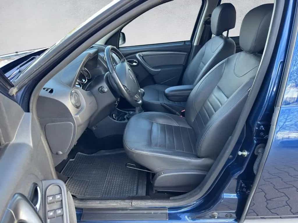 Dacia Duster 1.2 Prestige 4x4 Leder Sitzheiz. Kamera 02/2017-photo-10