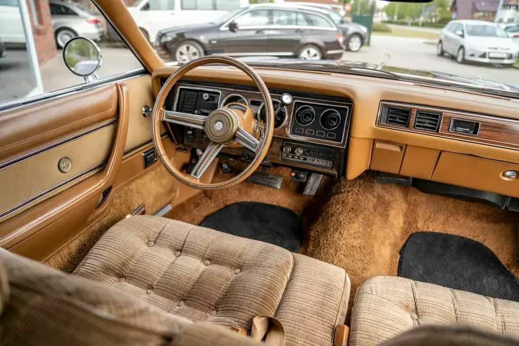 Chrysler Cordoba Coupe V8 5.2L two Door Oldimer inclusiv 03/1978-photo-6