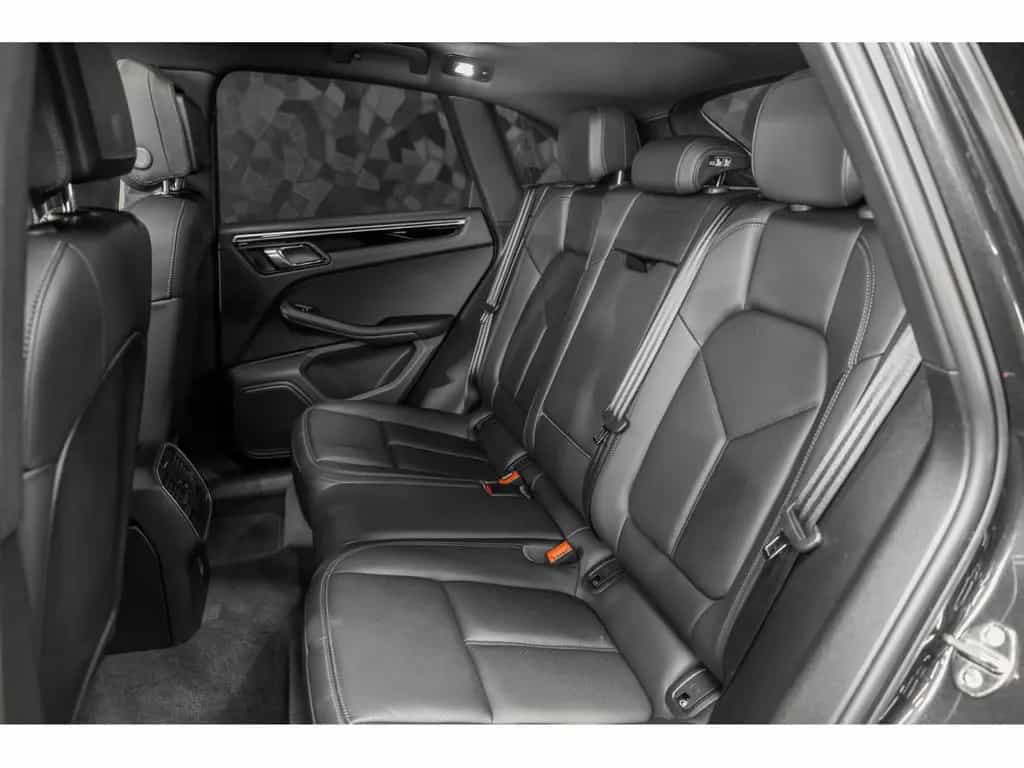 Porsche Macan S 11/2021-photo-12