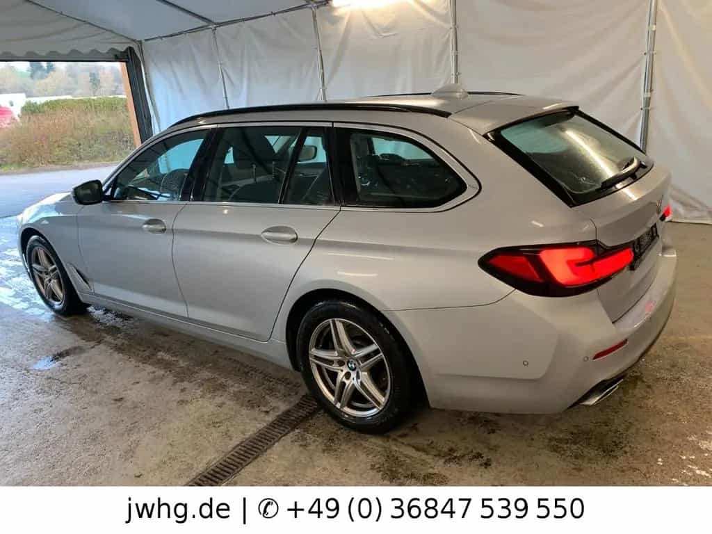 BMW 5 Series 520 d Touring Luxury Line|CockpPro|DriveProf|HUD 10/2020-photo-6