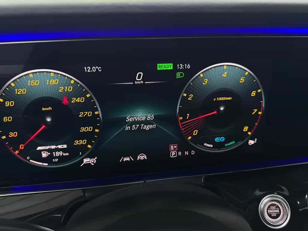 Mercedes-Benz AMG GT AMG 4-trg. 4Matic+*MultiBeam*HUD*Burmester* 11/2019-photo-43