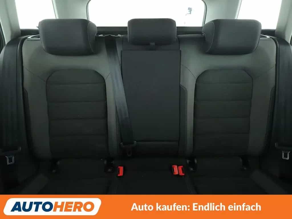 Volkswagen Golf VII 1.4 TSI Highline BM Aut.*LED*PDC*SHZ* 10/2017-photo-15