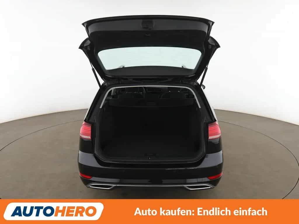 Volkswagen Golf VII 1.4 TSI Highline BM Aut.*LED*PDC*SHZ* 10/2017-photo-16