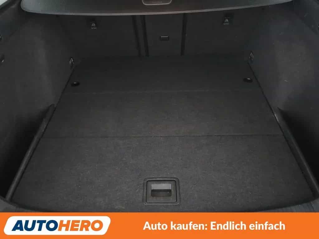 Volkswagen Golf VII 1.4 TSI Highline BM Aut.*LED*PDC*SHZ* 10/2017-photo-17