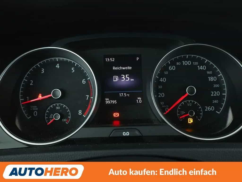 Volkswagen Golf VII 1.4 TSI Highline BM Aut.*LED*PDC*SHZ* 10/2017-photo-19