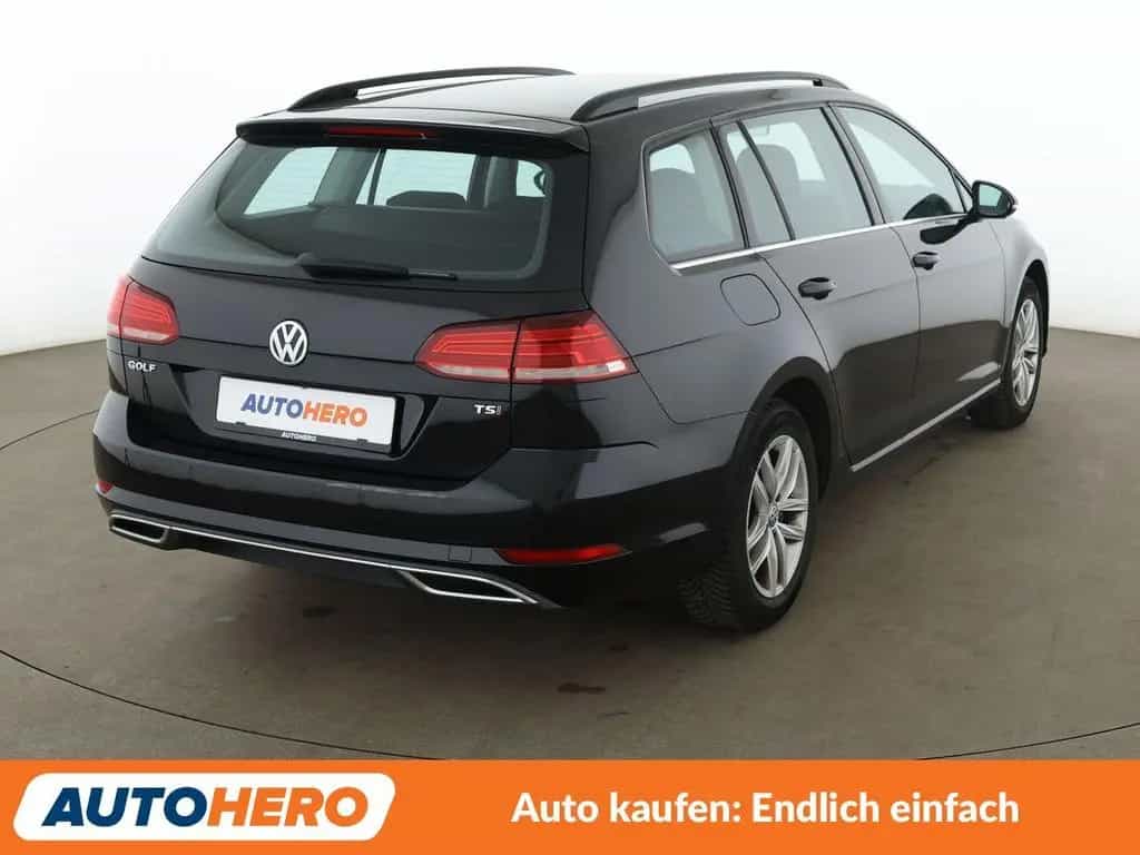 Volkswagen Golf VII 1.4 TSI Highline BM Aut.*LED*PDC*SHZ* 10/2017-photo-5