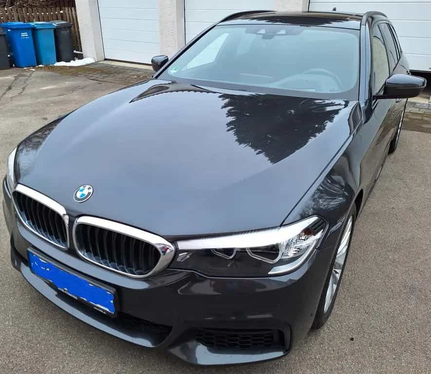 BMW 5 Series 520d Touring A - 05/2018-photo-0