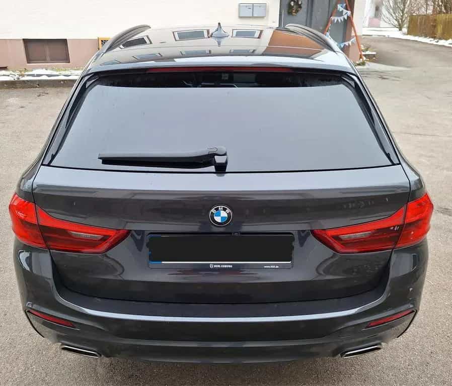 BMW 5 Series 520d Touring A - 05/2018-photo-5
