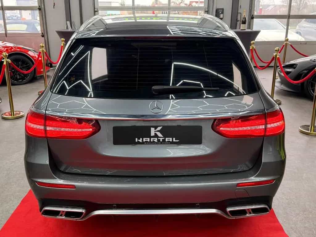 Mercedes-Benz Other T-Modell E 63 S AMG 4Matic *PANO*BURMESTER*VOLL 05/2019-photo-2