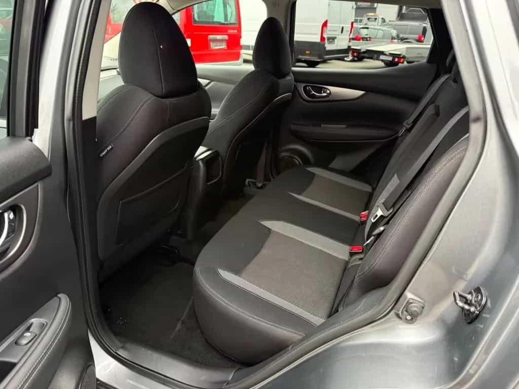 Nissan Qashqai N-Connecta*NAVI*CAM*PDC*SHZ*FSP*TÜV NEU* 11/2018-photo-12