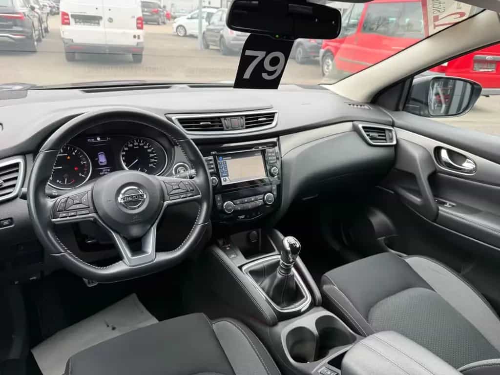 Nissan Qashqai N-Connecta*NAVI*CAM*PDC*SHZ*FSP*TÜV NEU* 11/2018-photo-13
