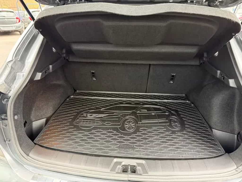 Nissan Qashqai N-Connecta*NAVI*CAM*PDC*SHZ*FSP*TÜV NEU* 11/2018-photo-14