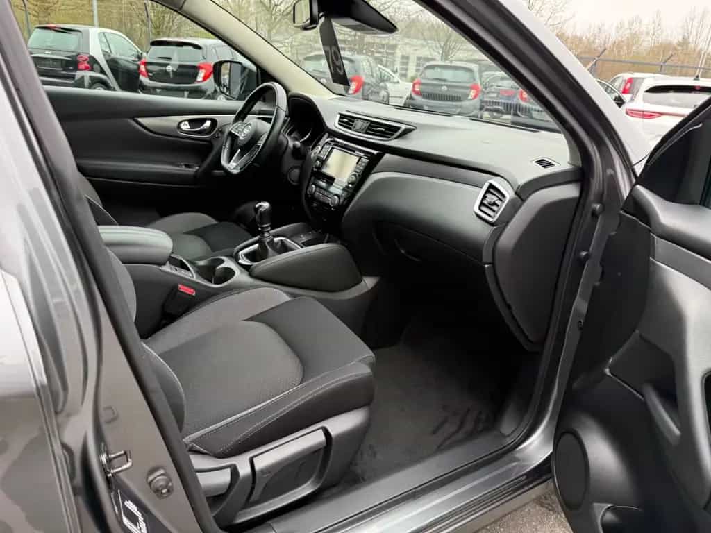 Nissan Qashqai N-Connecta*NAVI*CAM*PDC*SHZ*FSP*TÜV NEU* 11/2018-photo-15