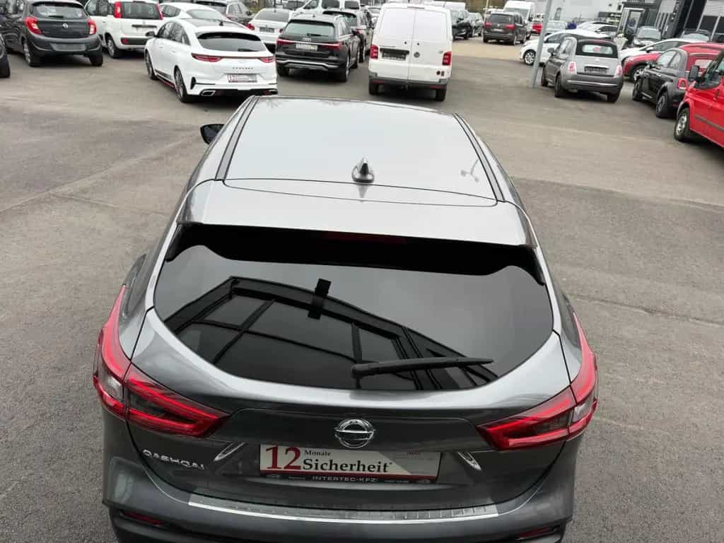 Nissan Qashqai N-Connecta*NAVI*CAM*PDC*SHZ*FSP*TÜV NEU* 11/2018-photo-26
