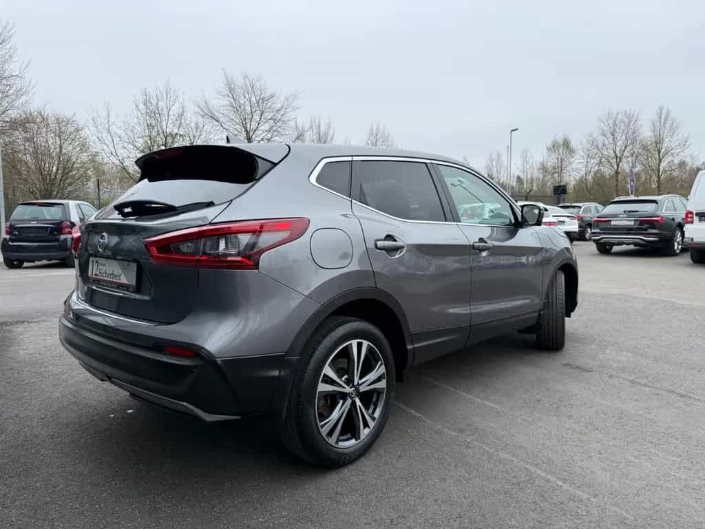 Nissan Qashqai N-Connecta*NAVI*CAM*PDC*SHZ*FSP*TÜV NEU* 11/2018-photo-27