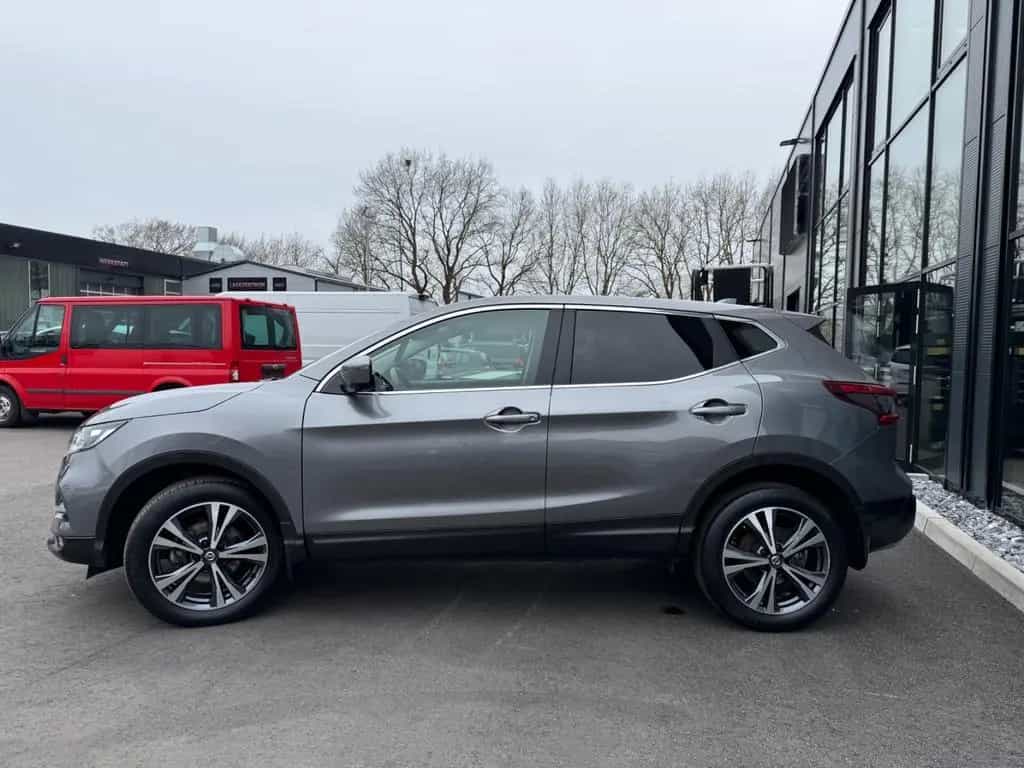 Nissan Qashqai N-Connecta*NAVI*CAM*PDC*SHZ*FSP*TÜV NEU* 11/2018-photo-31