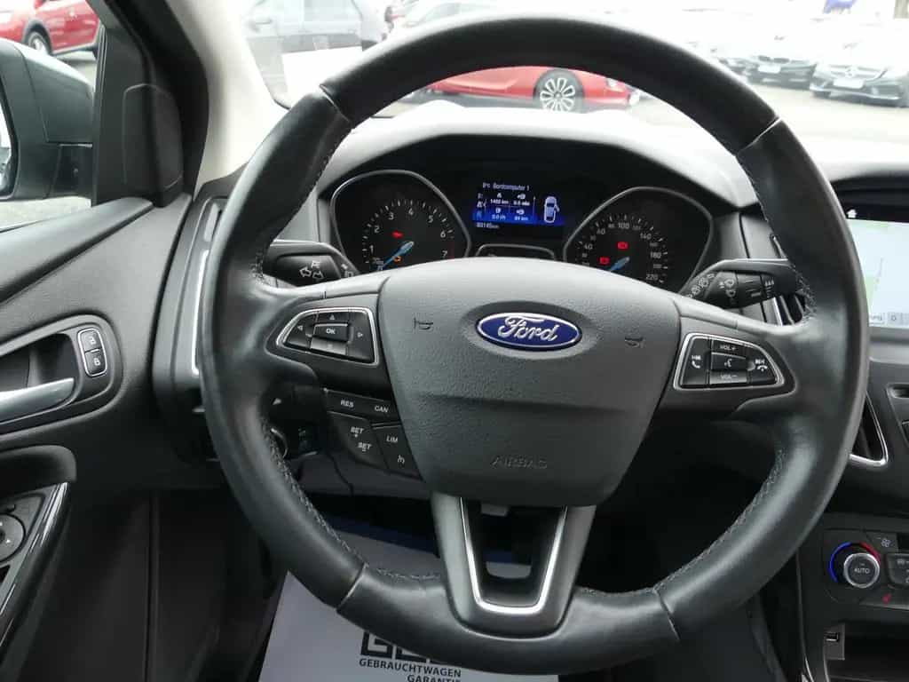 Ford Focus Turnier Titanium"80TKM" 03/2018-photo-13