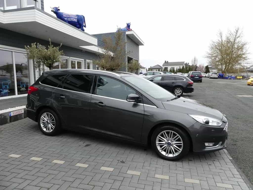Ford Focus Turnier Titanium"80TKM" 03/2018-photo-3
