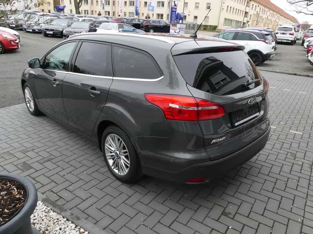 Ford Focus Turnier Titanium"80TKM" 03/2018-photo-6
