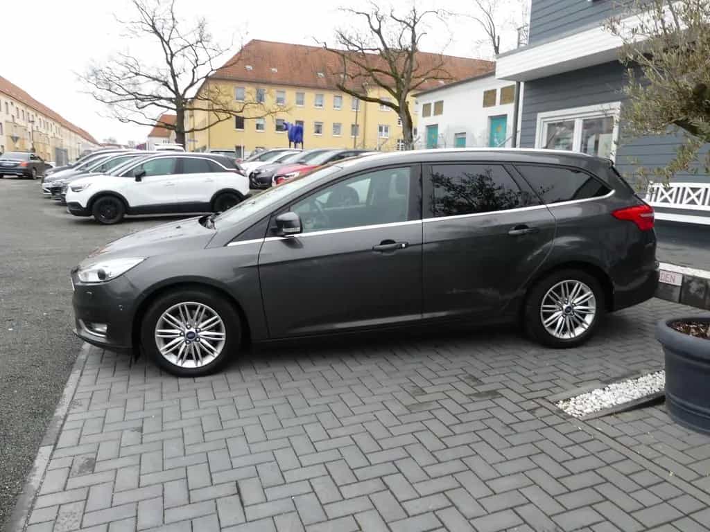 Ford Focus Turnier Titanium"80TKM" 03/2018-photo-7