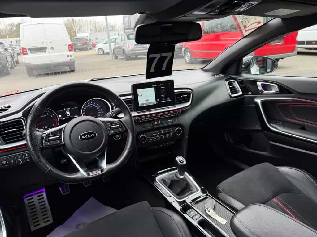 Kia pro cee'd GT*PANO*NAVI*LED*CAM*PDC*SHZ*APPLE CAR 03/2019-photo-14