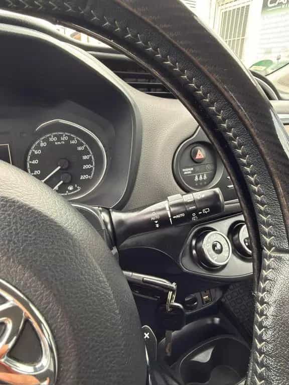 Toyota Yaris 1.5 *1.HAND*KAMERA*SPURSYSTEM* 05/2019-photo-28