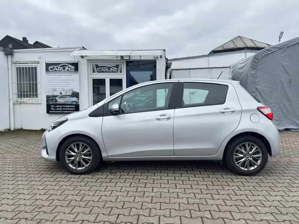 Toyota Yaris 1.5 *1.HAND*KAMERA*SPURSYSTEM* 05/2019-photo-3