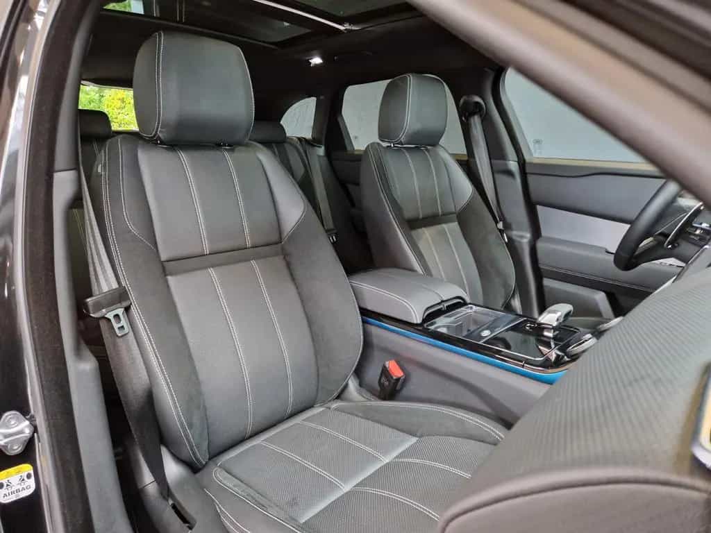 Land Rover Range Rover Rover Velar R-Dynamic SE 4x4 2,0*Matrix* 05/2023-photo-24