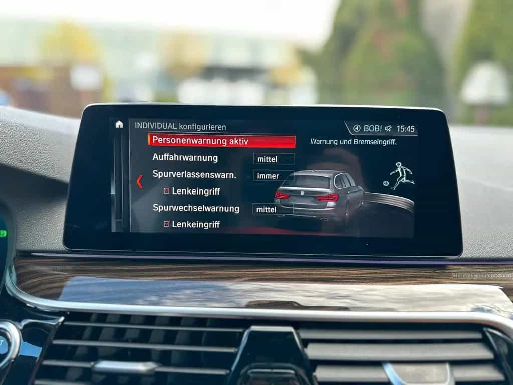 BMW 5 Series Sport DIGITACHO PANO ACC 360° SITZKLIMA 06/2019-photo-28