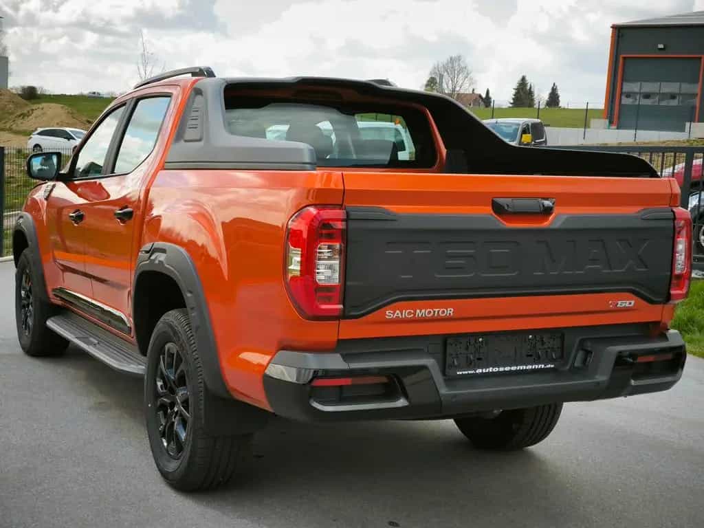 Maxus T60 MAX Luxury 4x4*LED*Leder*360°*AHK3,5to null-photo-3