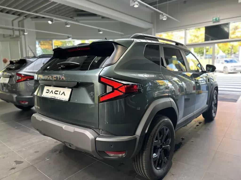 Dacia Duster mild hybrid 140PS Neuer Extreme 03/2026-photo-17